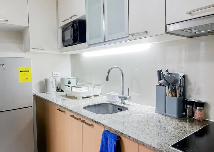 Corner Unit In Opr #8 Apartment